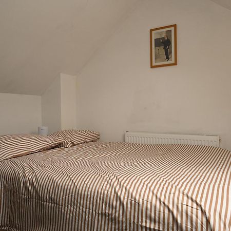 查塔姆Cozy Luton公寓 外观 照片